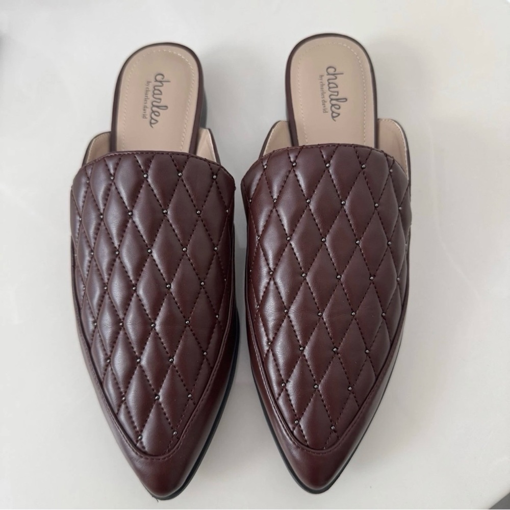 Charles David Women’s Wine Gold Quilted Mules Shoes